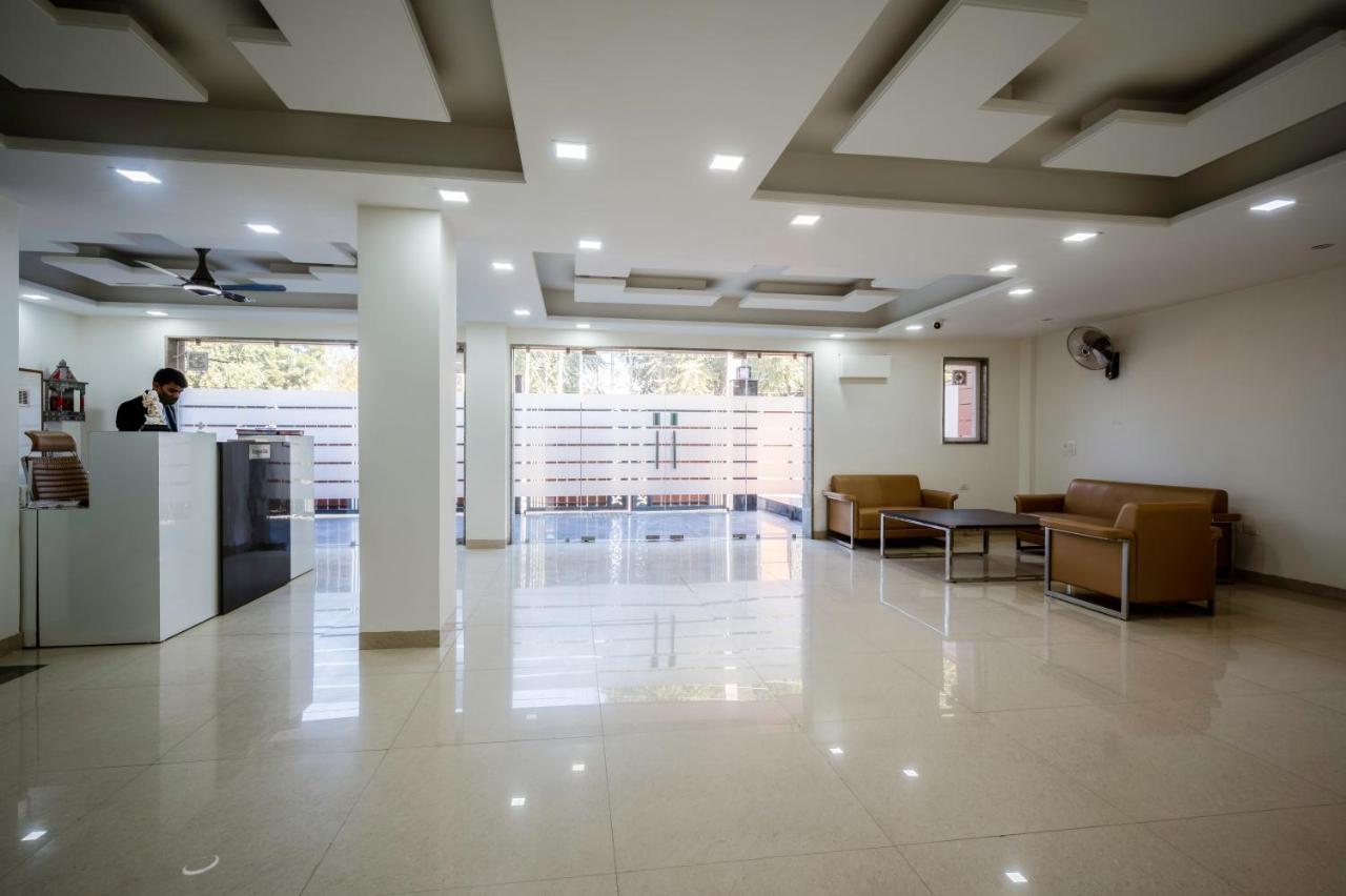 The Palms Inn I Near Medanta Medicity I Sec-38 Γκουργκάον Εξωτερικό φωτογραφία