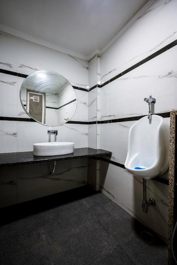 The Palms Inn I Near Medanta Medicity I Sec-38 Γκουργκάον Εξωτερικό φωτογραφία