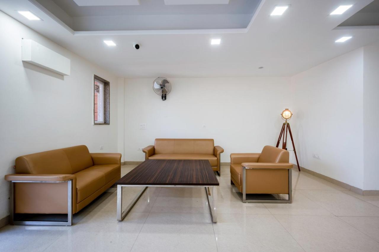 The Palms Inn I Near Medanta Medicity I Sec-38 Γκουργκάον Εξωτερικό φωτογραφία
